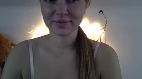 Anna online show from December 14, 8:53 am