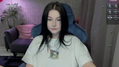 Lina online show from April 22, 11:17 am