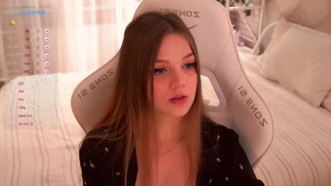 Snapshot of linesssssa chatting on February 9, 7:52 pm linesssssa online show from February 9, 7:52 pm