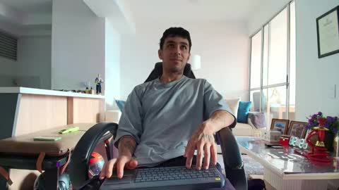 Lior Vante online show from February 12, 1:47 pm