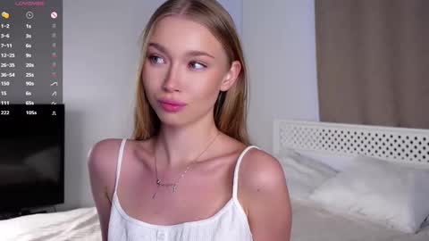 Lina online show from March 12, 8:51 am