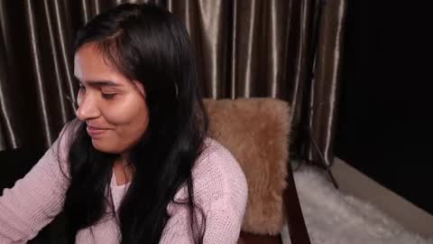 Snapshot of lireesa chatting on December 12, 4:59 am Lire online show from December 12, 4:59 am