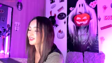 Snapshot of liry_kim chatting on October 16, 6:35 am liry online show from October 16, 6:35 am