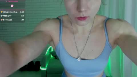 Snapshot of lisa_ree_ chatting on February 22, 6:28 am lisa online show from February 22, 6:28 am