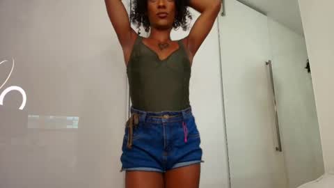 Lisa online show from January 19, 12:26 pm