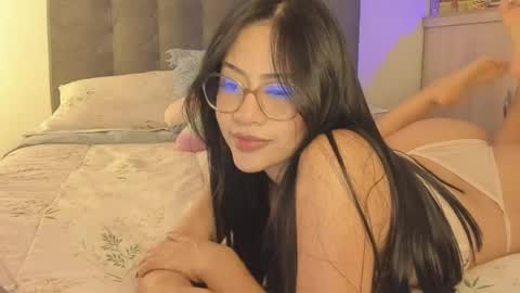 Lisa Thompson online show from March 30, 12:33 am