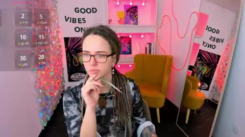 Lisa online show from March 25, 5:47 am