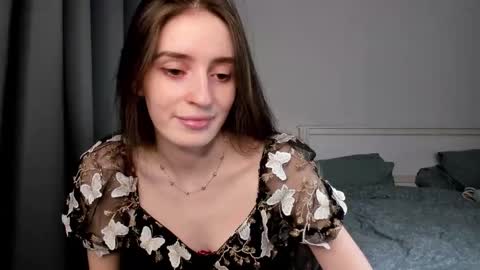 Lisa online show from March 5, 8:42 pm