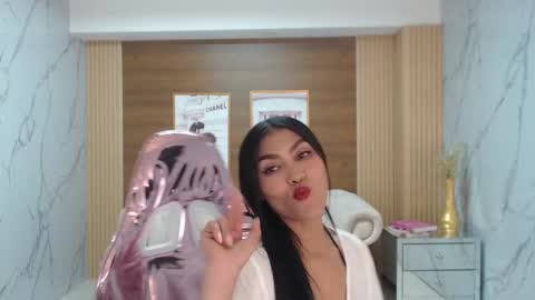 Snapshot of lissandra_s chatting on September 17, 10:35 pm lissandra_s online show from September 17, 10:35 pm