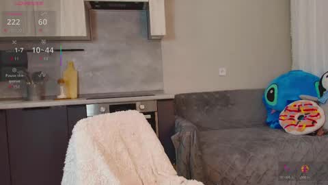 Lissa online show from April 15, 12:41 pm