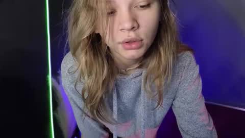 Lena online show from September 17, 1:42 am