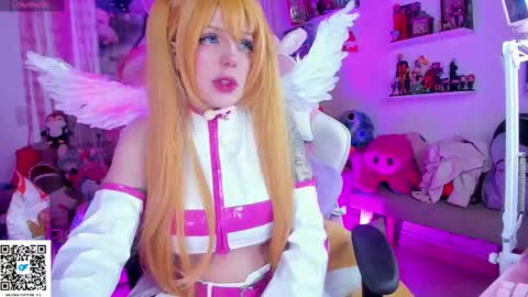 Snapshot of little__ary chatting on March 10, 6:49 am little ary online show from March 10, 6:49 am