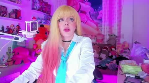 Snapshot of little__ary chatting on January 26, 2:24 am little ary online show from January 26, 2:24 am