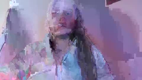 Snapshot of little_aphrodite2 chatting on October 18, 11:53 pm Aliciaparaisss online show from October 18, 11:53 pm