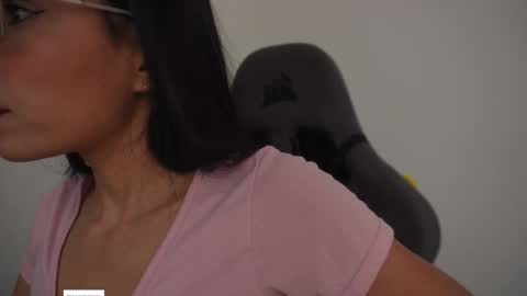 Help me reach 100 likes online show from January 18, 7:12 pm