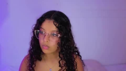 Snapshot of little_lilith_apple chatting on October 7, 7:10 pm little_lilith_apple online show from October 7, 7:10 pm