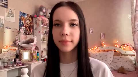 Snapshot of little_milou chatting on October 16, 12:49 pm Milou online show from October 16, 12:49 pm