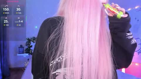 Maria online show from April 1, 9:56 pm