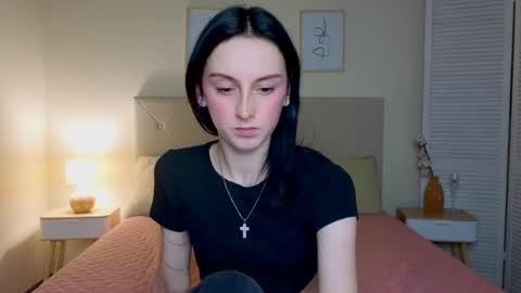 Snapshot of little_mollee chatting on October 4, 8:17 pm little_mollee online show from October 4, 8:17 pm