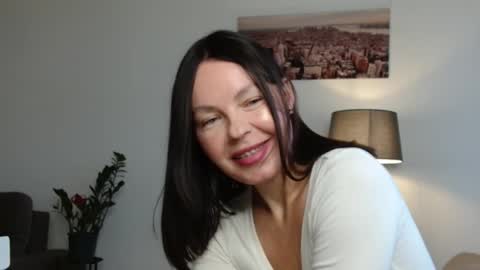 Snapshot of little_nicole_ chatting on September 24, 1:40 pm Nicole online show from September 24, 1:40 pm
