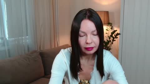 Nicole online show from February 16, 12:03 pm