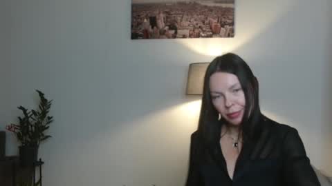Snapshot of little_nicole_ chatting on October 2, 7:23 pm Nicole online show from October 2, 7:23 pm