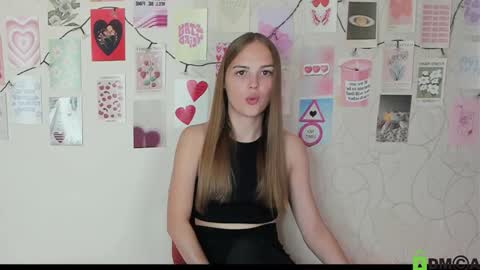 Snapshot of little_radiant_sun chatting on October 5, 11:07 am Kriss online show from October 5, 11:07 am