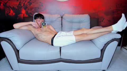 little_show_sexy online show from February 2, 5:48 am