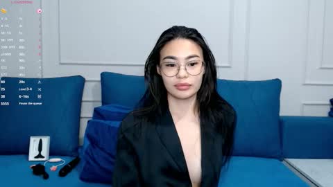 Kwan online show from March 21, 1:27 pm