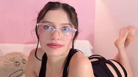 Ari online show from March 26, 7:30 pm