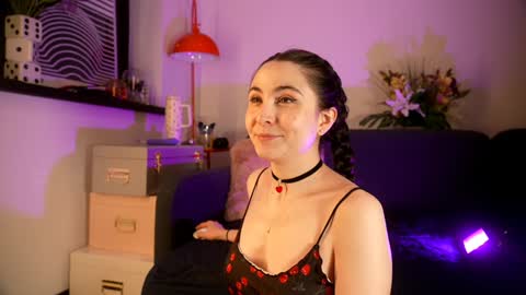 Emily Hill online show from November 26, 9:22 pm