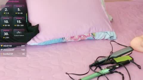 Tania  online show from November 9, 7:49 pm