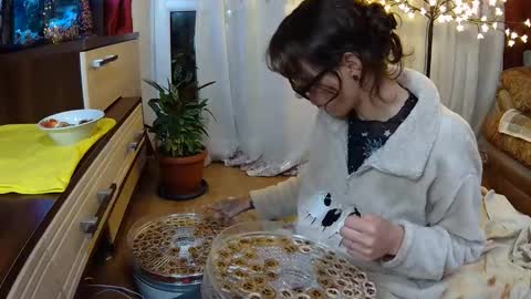 littlehappines online show from October 26, 4:50 pm