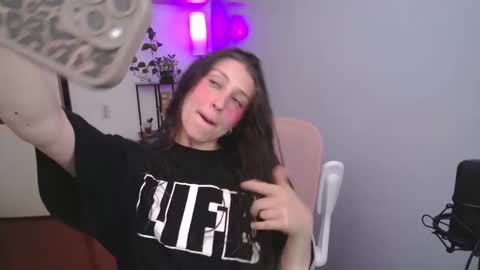 Laksmi online show from January 9, 9:53 pm