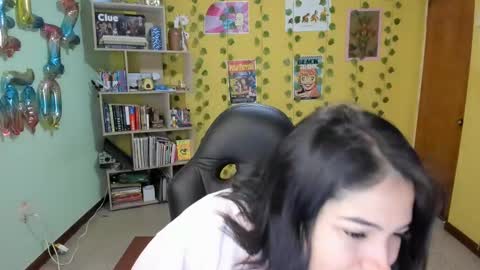 Mia  Wednesday to Sunday 730 am to 1030 am Colombian Hour D online show from February 17, 1:00 pm