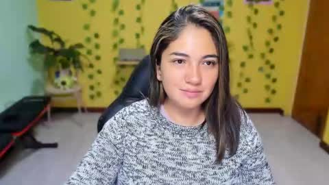 Mia  Wednesday to Sunday 730 am to 1030 am Colombian Hour D online show from March 22, 4:49 am