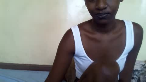 littlesandie online show from November 3, 5:08 am