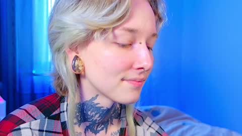 Niki  free tg channel with some photos gifs and info about streams  online show from December 13, 8:09 am