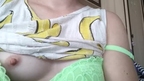 Snapshot of littlesubgirl_ chatting on October 17, 9:57 am Your Nicole if you want pvt with me tip 150 tkn extra and we go....... online show from October 17, 9:57 am