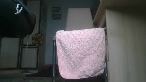Snapshot of littlesubgirl_ chatting on September 18, 3:16 pm Your Nicole if you want pvt with me tip 150 tkn extra and we go....... online show from September 18, 3:16 pm