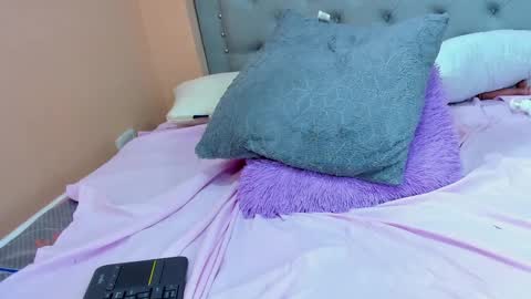 Snapshot of littletammy4u_ chatting on March 9, 6:32 pm tammy online show from March 9, 6:32 pm