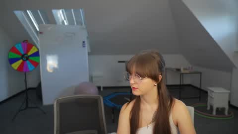 Sheryl online show from April 21, 10:00 am