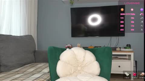 Snapshot of livia7 chatting on October 13, 6:37 am OnlyFans livia77   twitter liv20 4u online show from October 13, 6:37 am