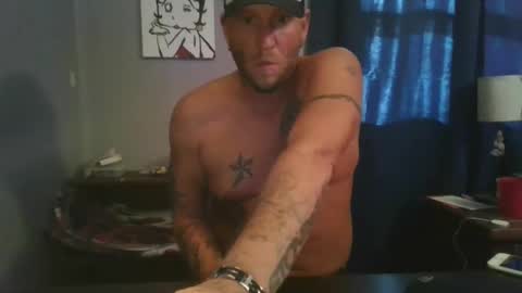 livingpuddle online show from February 1, 7:55 pm