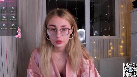 My name is Livy Nice to meet you  Thumbs up please its important online show from January 18, 6:32 pm