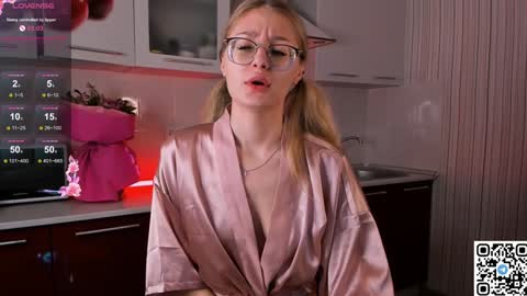 My name is Livy Nice to meet you  Thumbs up please its important online show from February 1, 6:08 pm