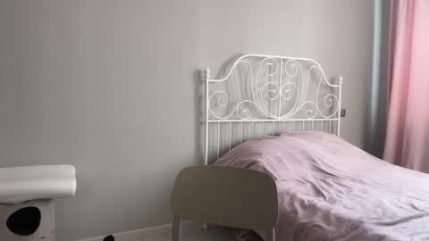 lizamartina online show from November 17, 7:00 am