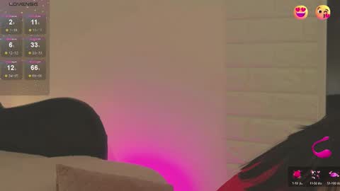 lizasunshine__ online show from March 7, 1:18 pm