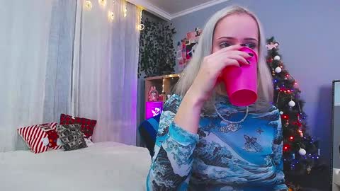 Lisa online show from December 9, 6:01 am