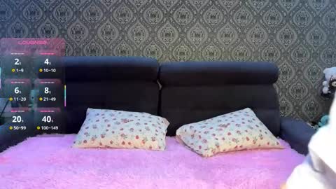 Kate online show from October 28, 5:58 pm